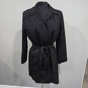 🐢 London Fog Ladies Raincoat. Black, zipper, Size S/P , INCLUDES BELT